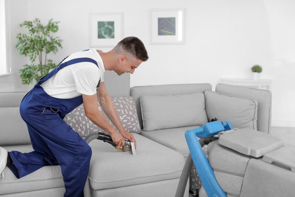 deep cleaning sofa with heavy duty vaccuum